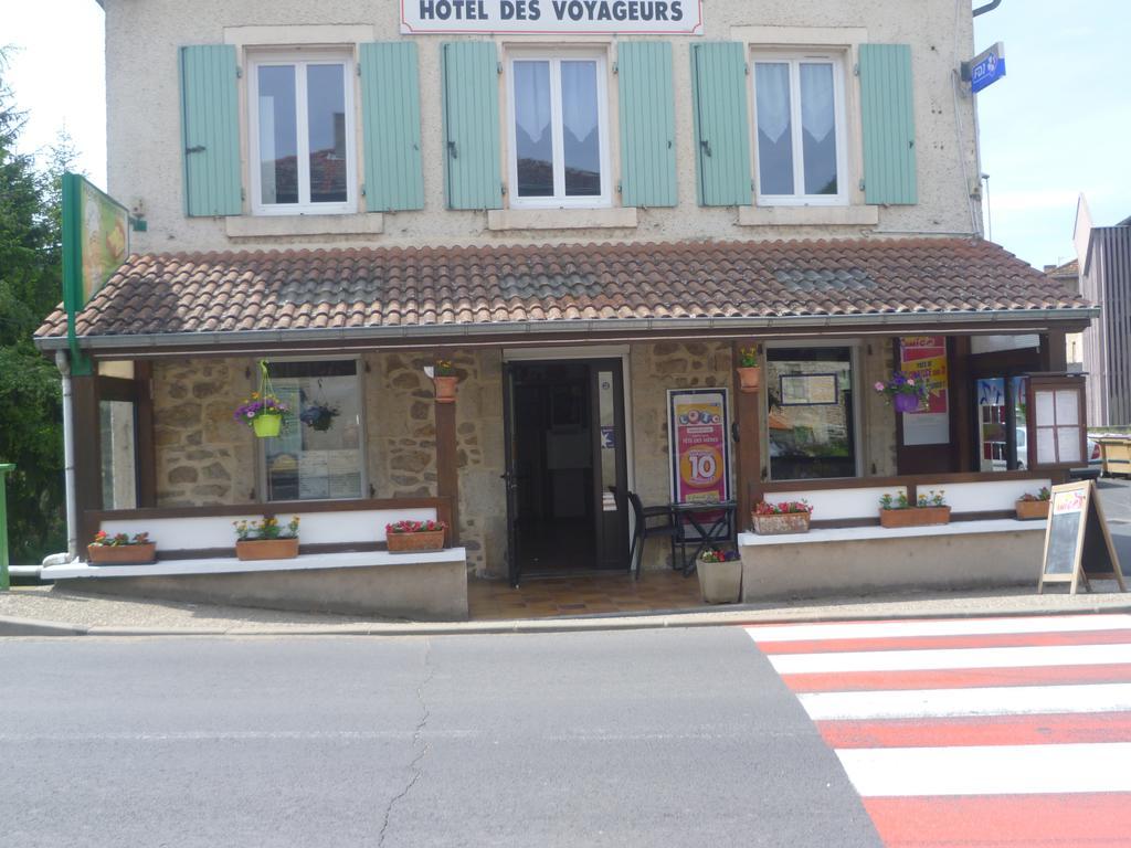 Hotel Des Voyageurs Vorey Exteriör bild